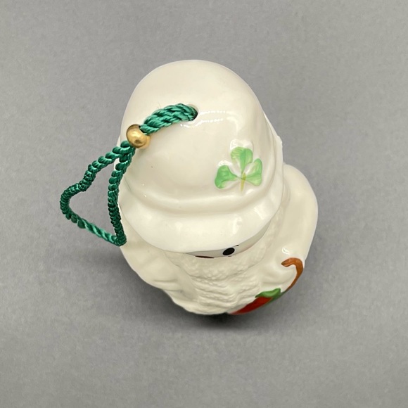 Belleek 2009 Annual Snowmen Snowman with Umbrella Bell Christmas Tree Ornament - Picture 10 of 15